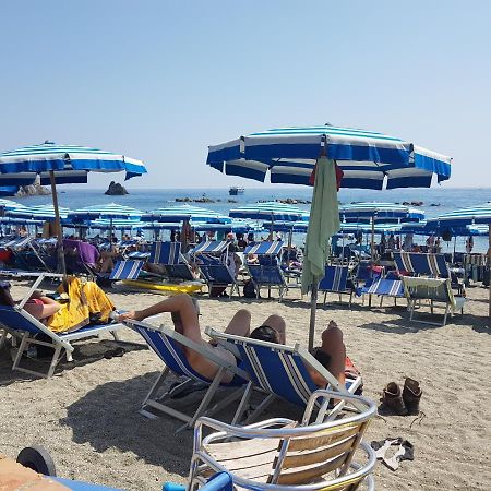 Fegina 3 Deluxe Bedrooms & Bathrooms Monterosso al Mare Exterior foto