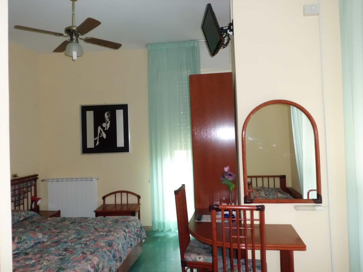 Fegina 3 Deluxe Bedrooms & Bathrooms Monterosso al Mare Exterior foto